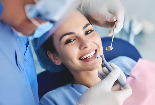 Tratamientos de odontología en la clínica dental Dr. Godino de Alcorcón