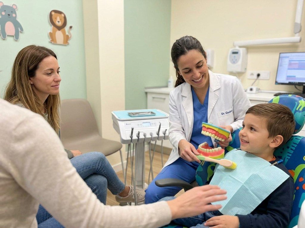 Foto 1 Orientación para el cuidado dental infantil en Alcorcón