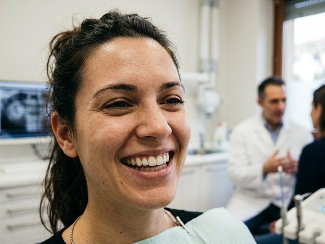 Prótesis fijas soportadas por implantes en Alcorcón
