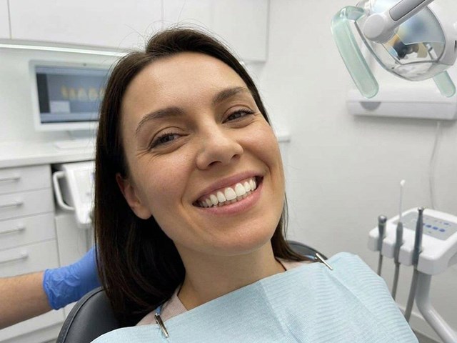 Reconstrucción estética de dientes dañados en Alcorcón