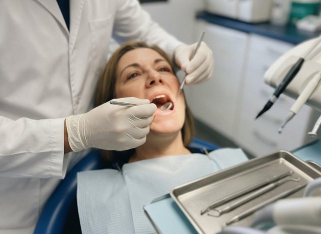 Regeneración ósea para la colocación de implantes en Alcorcón - Imagen 1